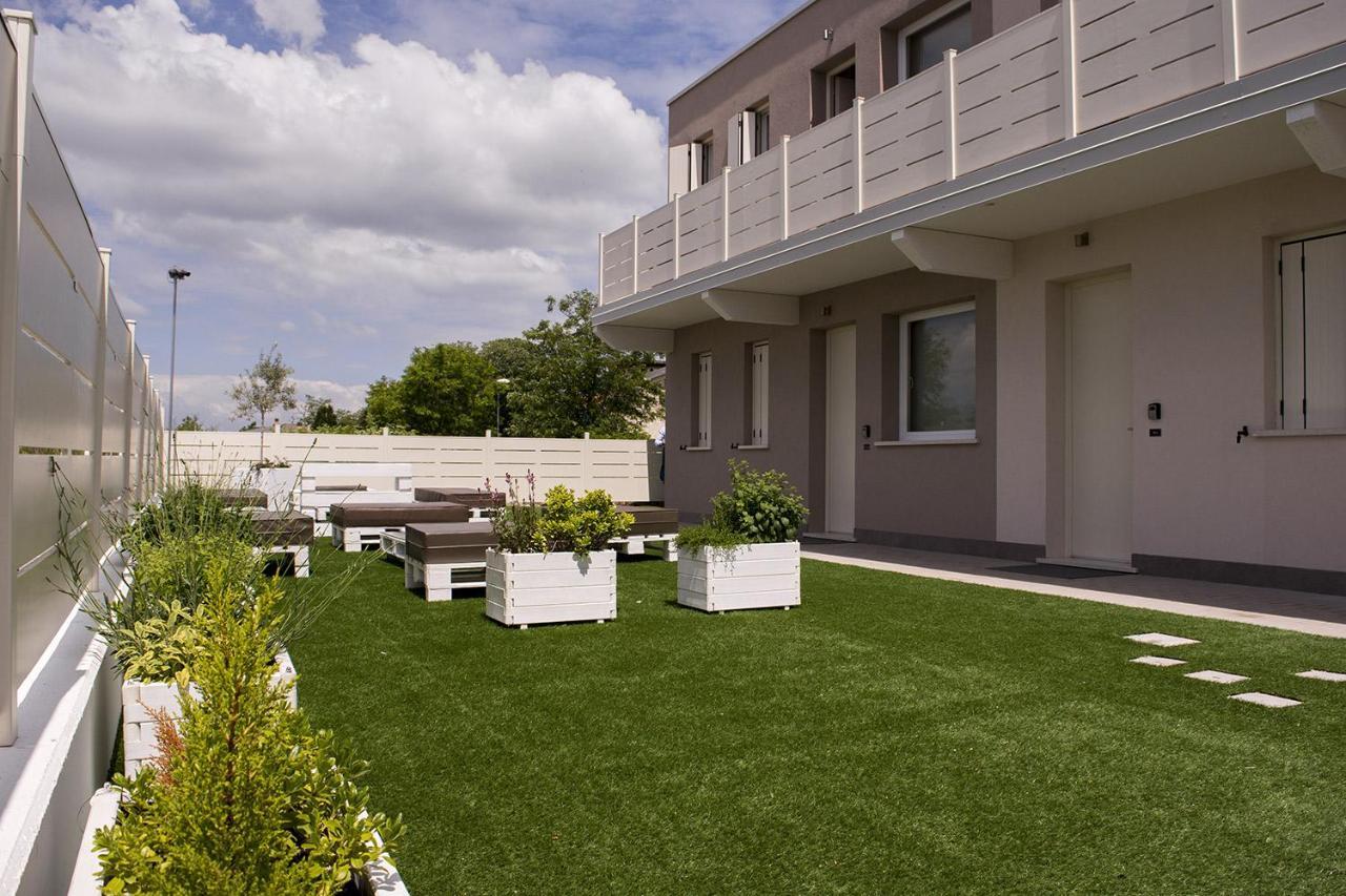 Home Suites Home Salionze المظهر الخارجي الصورة